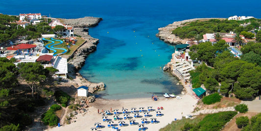 Cala Blanca: La Joya Oculta de Menorca