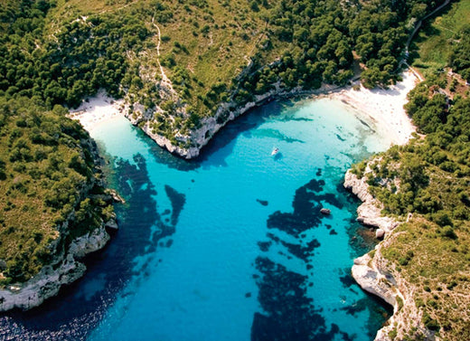 LAS MEJORES PLAYAS DE MENORCA: CALAS SECRETAS Y AGUAS CRISTALINAS