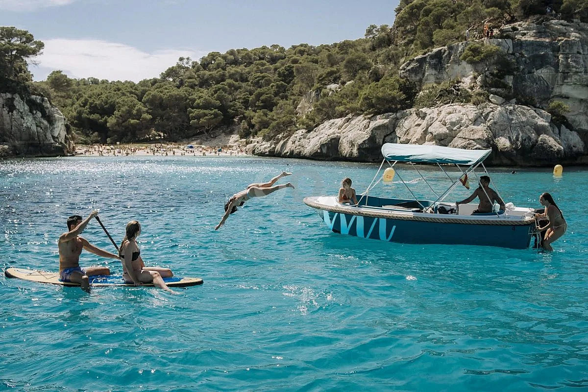 Alquiler barcas sin titulacion en Fornells Menorca